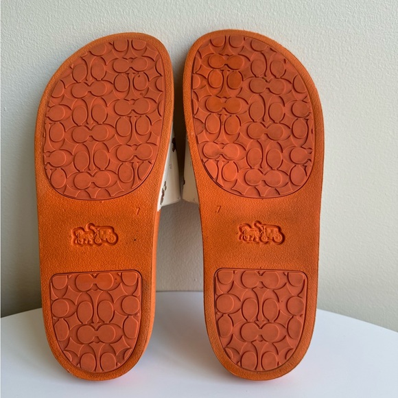 Coach Udele Sport Teddy Bear Printed Signature Slide Orange Cream Size 7B - Picture 6 of 10